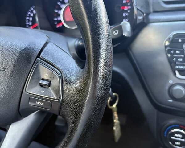 Киа Рио 2012 в Киеве на Automoto.ua Серый Киа Рио, объемом двигателя 1.6 л и пробегом 121 тыс. км за 7200 $, фото 3 на Automoto.ua