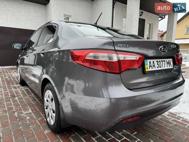 Серый Киа Рио, объемом двигателя 1.4 л и пробегом 82 тыс. км за 9200 $, фото 6 на Automoto.ua