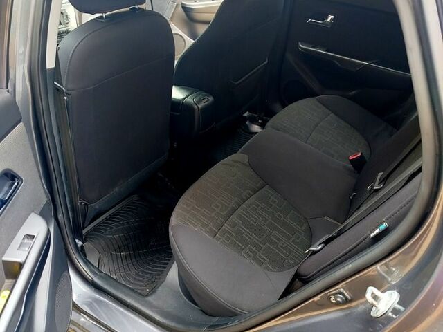 Серый Киа Рио, объемом двигателя 1.6 л и пробегом 189 тыс. км за 7299 $, фото 10 на Automoto.ua