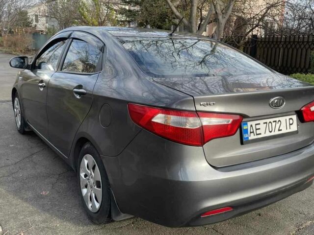 Серый Киа Рио, объемом двигателя 1.4 л и пробегом 171 тыс. км за 7300 $, фото 3 на Automoto.ua