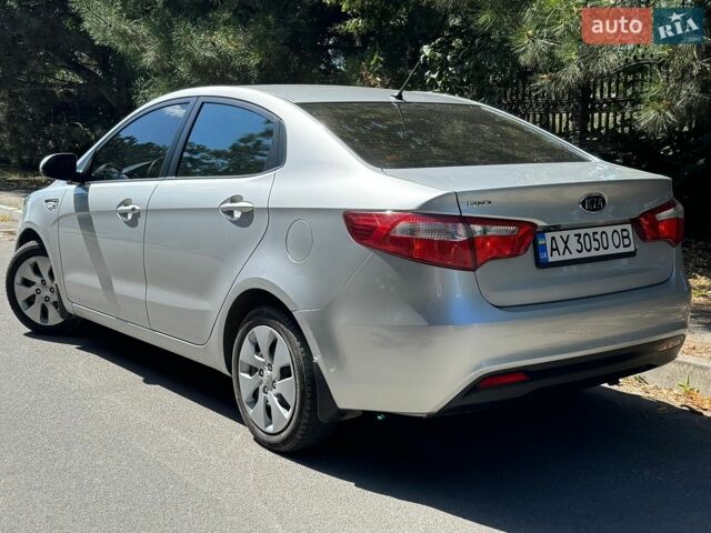 Сірий Кіа Ріо, об'ємом двигуна 1.4 л та пробігом 94 тис. км за 8799 $, фото 10 на Automoto.ua