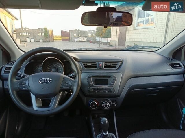 Сірий Кіа Ріо, об'ємом двигуна 1.4 л та пробігом 209 тис. км за 6100 $, фото 8 на Automoto.ua