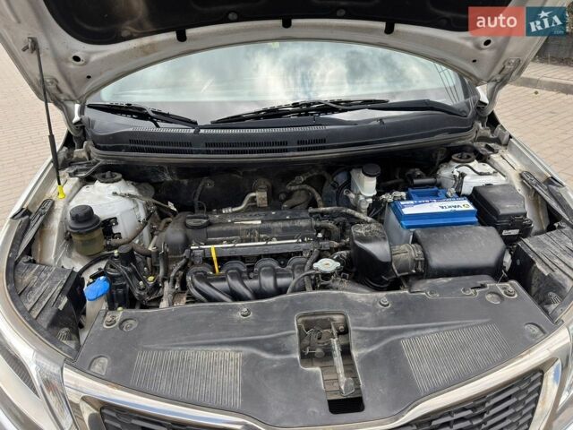 Серый Киа Рио, объемом двигателя 1.4 л и пробегом 128 тыс. км за 6800 $, фото 13 на Automoto.ua