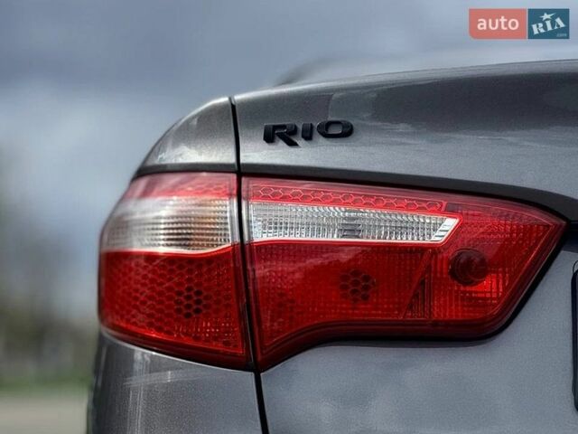 Серый Киа Рио, объемом двигателя 1.59 л и пробегом 206 тыс. км за 7499 $, фото 6 на Automoto.ua