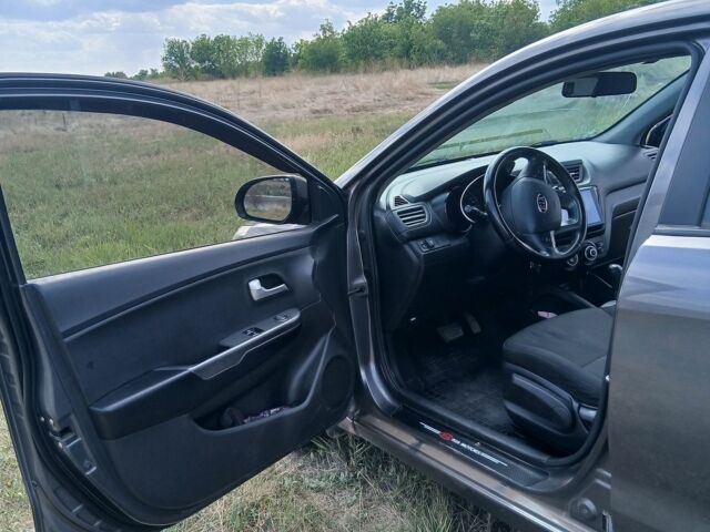 Сірий Кіа Ріо, об'ємом двигуна 1.4 л та пробігом 218 тис. км за 5800 $, фото 18 на Automoto.ua