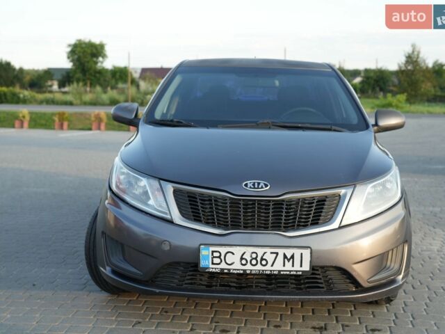 Сірий Кіа Ріо, об'ємом двигуна 1.4 л та пробігом 270 тис. км за 4999 $, фото 1 на Automoto.ua