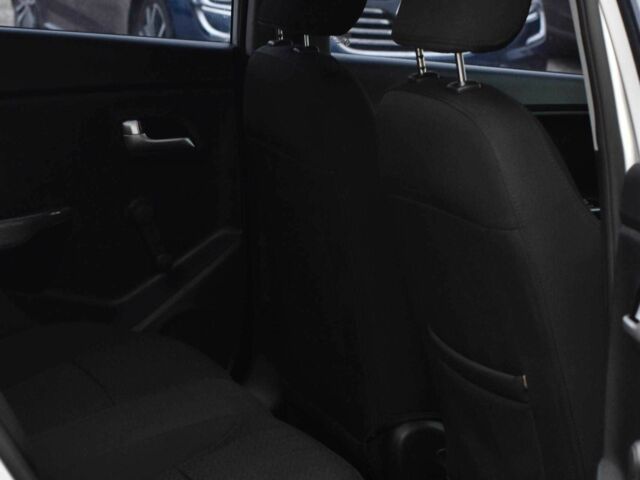 Серый Киа Рио, объемом двигателя 1.4 л и пробегом 226 тыс. км за 6999 $, фото 14 на Automoto.ua