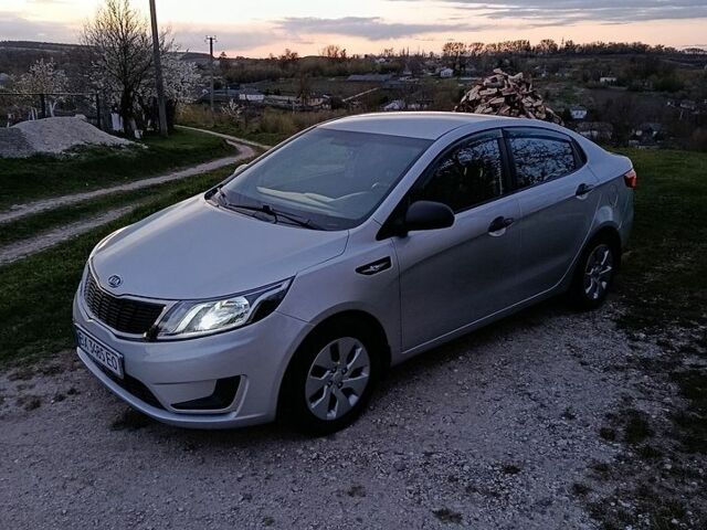 Серый Киа Рио, объемом двигателя 1.4 л и пробегом 224 тыс. км за 6000 $, фото 6 на Automoto.ua