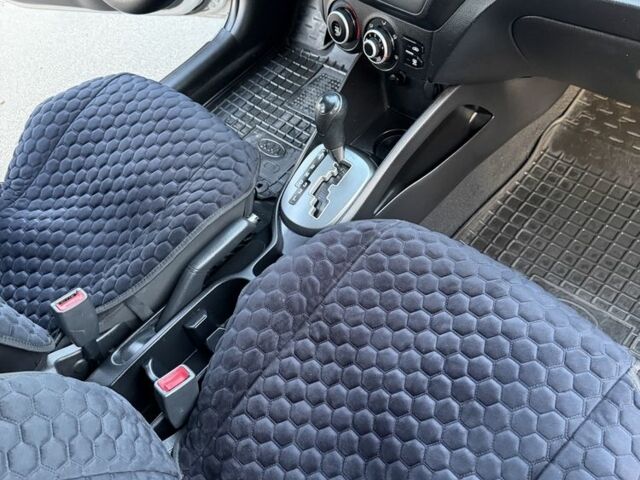 Сірий Кіа Ріо, об'ємом двигуна 1.4 л та пробігом 183 тис. км за 6300 $, фото 13 на Automoto.ua