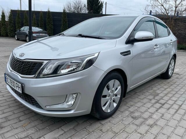 Серый Киа Рио, объемом двигателя 1.6 л и пробегом 121 тыс. км за 9500 $, фото 11 на Automoto.ua
