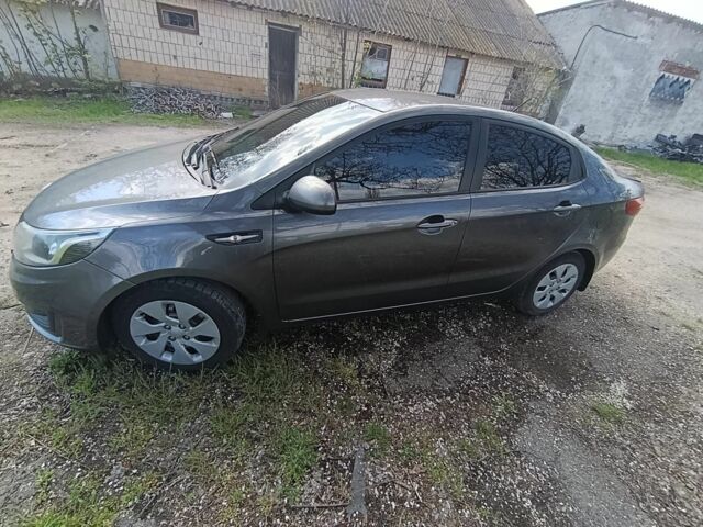 Серый Киа Рио, объемом двигателя 1.4 л и пробегом 170 тыс. км за 5496 $, фото 9 на Automoto.ua