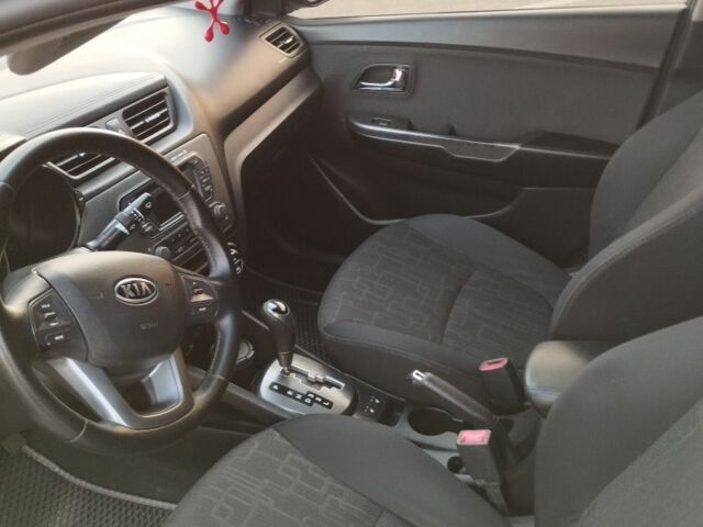 Серый Киа Рио, объемом двигателя 1.6 л и пробегом 223 тыс. км за 7350 $, фото 7 на Automoto.ua