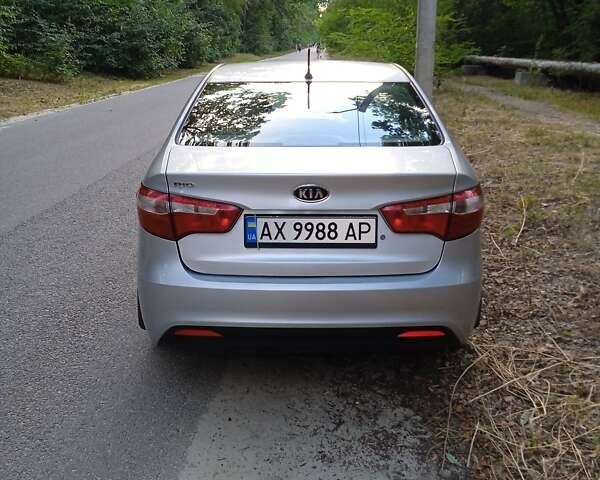 Киа Рио 2012 в Харькове на Automoto.ua Серый Киа Рио, объемом двигателя 1.4 л и пробегом 185 тыс. км за 5300 $, фото 1 на Automoto.ua