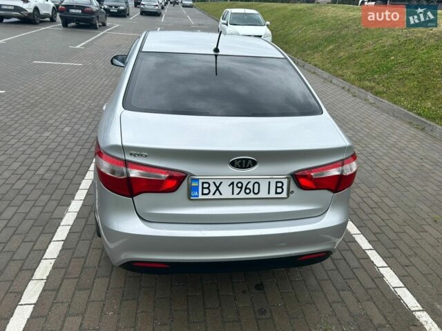 Серый Киа Рио, объемом двигателя 1.4 л и пробегом 144 тыс. км за 6999 $, фото 5 на Automoto.ua