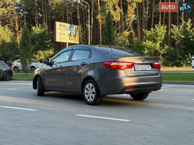 Сірий Кіа Ріо, об'ємом двигуна 1.4 л та пробігом 126 тис. км за 8400 $, фото 5 на Automoto.ua