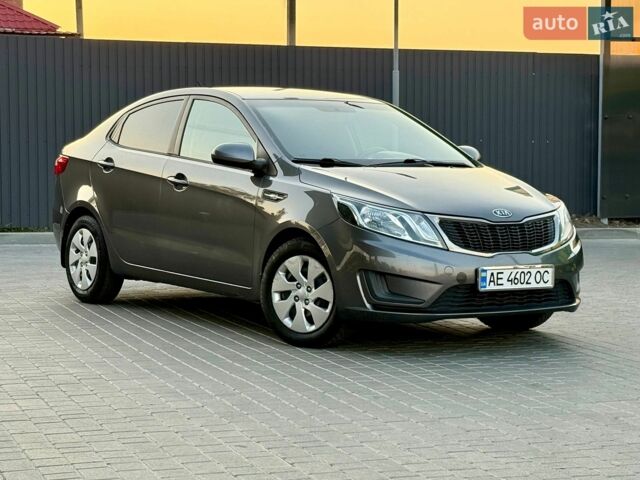 Серый Киа Рио, объемом двигателя 1.4 л и пробегом 147 тыс. км за 8550 $, фото 12 на Automoto.ua