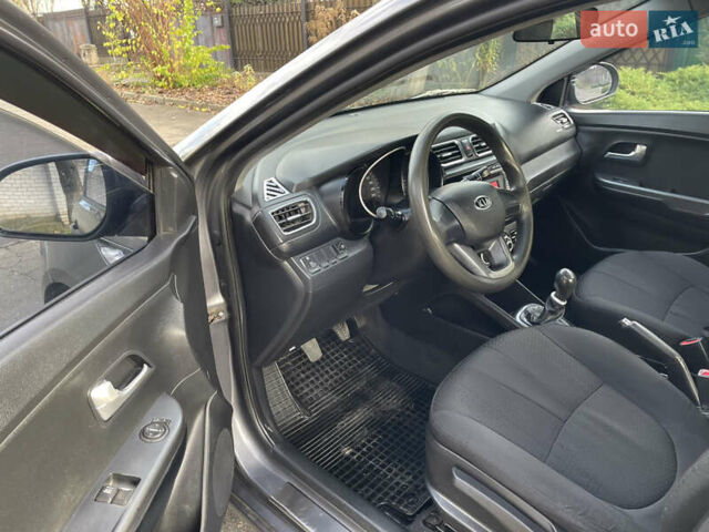 Серый Киа Рио, объемом двигателя 1.4 л и пробегом 167 тыс. км за 5999 $, фото 14 на Automoto.ua