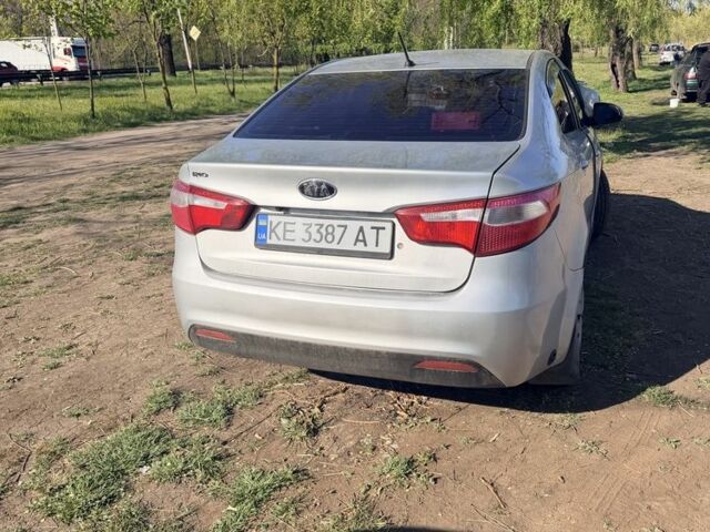 Серый Киа Рио, объемом двигателя 1.4 л и пробегом 190 тыс. км за 7300 $, фото 2 на Automoto.ua