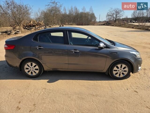 Сірий Кіа Ріо, об'ємом двигуна 1.6 л та пробігом 157 тис. км за 7000 $, фото 3 на Automoto.ua