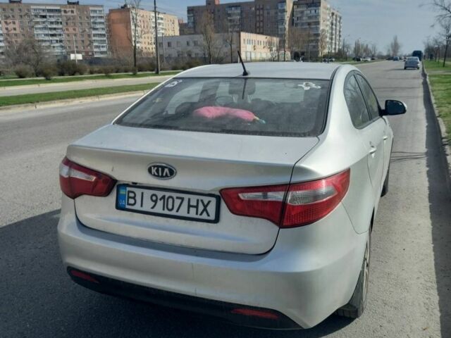Серый Киа Рио, объемом двигателя 1.59 л и пробегом 180 тыс. км за 8000 $, фото 1 на Automoto.ua