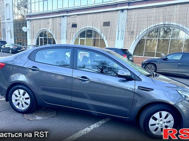 Сірий Кіа Ріо, об'ємом двигуна 1.6 л та пробігом 102 тис. км за 9000 $, фото 2 на Automoto.ua