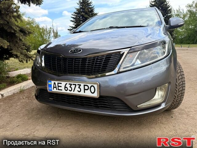 Серый Киа Рио, объемом двигателя 1.6 л и пробегом 180 тыс. км за 7800 $, фото 1 на Automoto.ua