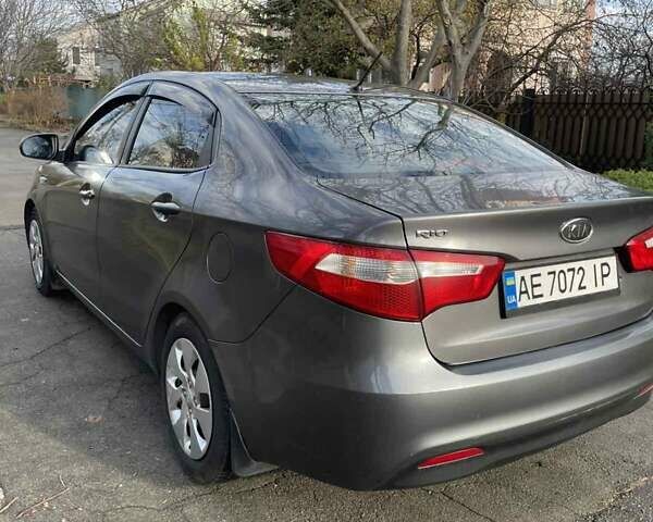 Серый Киа Рио, объемом двигателя 1.4 л и пробегом 171 тыс. км за 7300 $, фото 6 на Automoto.ua