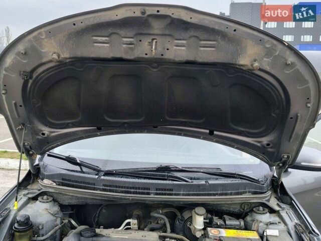 Сірий Кіа Ріо, об'ємом двигуна 1.6 л та пробігом 160 тис. км за 6800 $, фото 18 на Automoto.ua