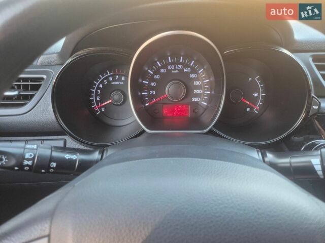 Сірий Кіа Ріо, об'ємом двигуна 1.4 л та пробігом 93 тис. км за 8400 $, фото 16 на Automoto.ua