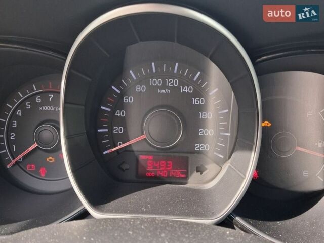 Серый Киа Рио, объемом двигателя 1.4 л и пробегом 140 тыс. км за 7600 $, фото 6 на Automoto.ua