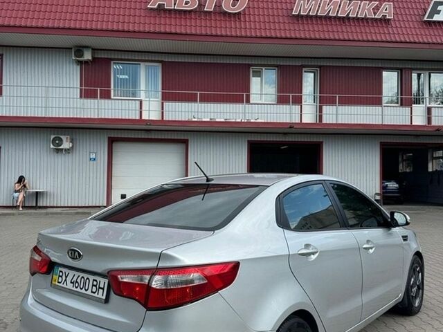 Сірий Кіа Ріо, об'ємом двигуна 1.59 л та пробігом 161 тис. км за 7999 $, фото 5 на Automoto.ua