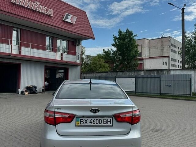 Сірий Кіа Ріо, об'ємом двигуна 1.59 л та пробігом 161 тис. км за 7999 $, фото 4 на Automoto.ua