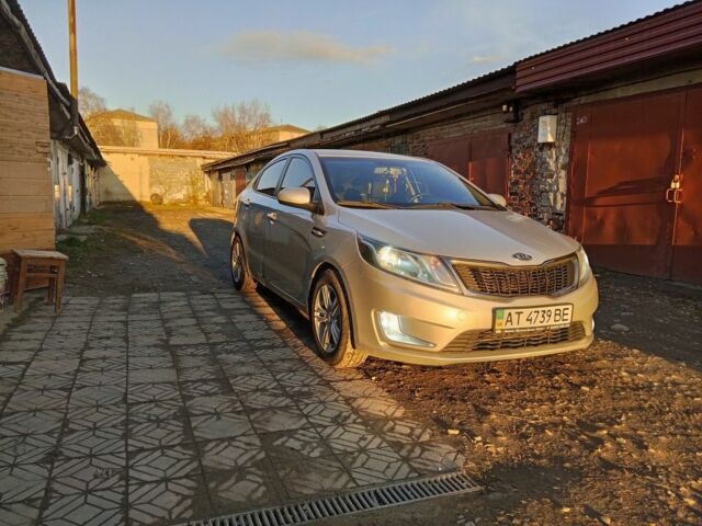 Сірий Кіа Ріо, об'ємом двигуна 1.4 л та пробігом 230 тис. км за 5200 $, фото 6 на Automoto.ua