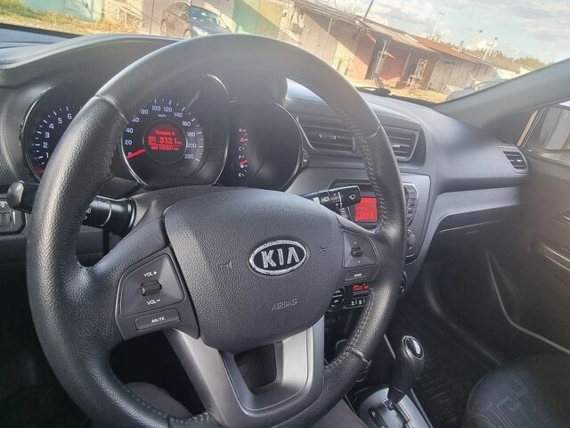 Сірий Кіа Ріо, об'ємом двигуна 1.59 л та пробігом 140 тис. км за 8200 $, фото 6 на Automoto.ua