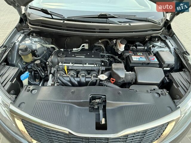 Серый Киа Рио, объемом двигателя 1.4 л и пробегом 147 тыс. км за 8550 $, фото 27 на Automoto.ua