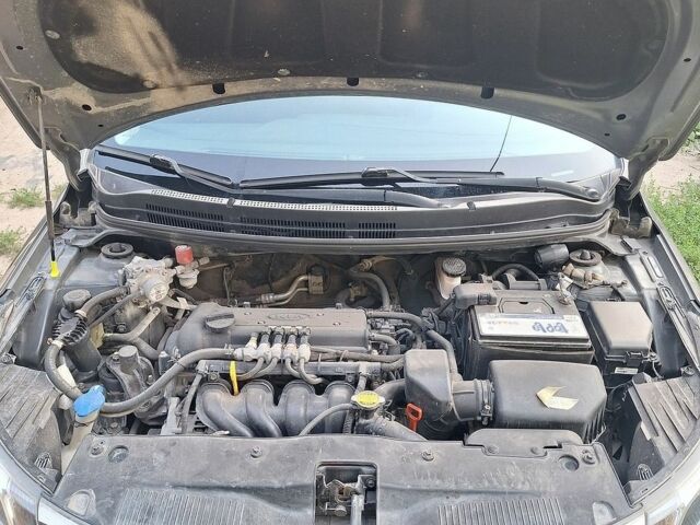 Серый Киа Рио, объемом двигателя 1.6 л и пробегом 169 тыс. км за 7400 $, фото 1 на Automoto.ua