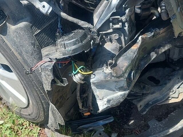 Сірий Кіа Ріо, об'ємом двигуна 1.6 л та пробігом 190 тис. км за 3600 $, фото 5 на Automoto.ua