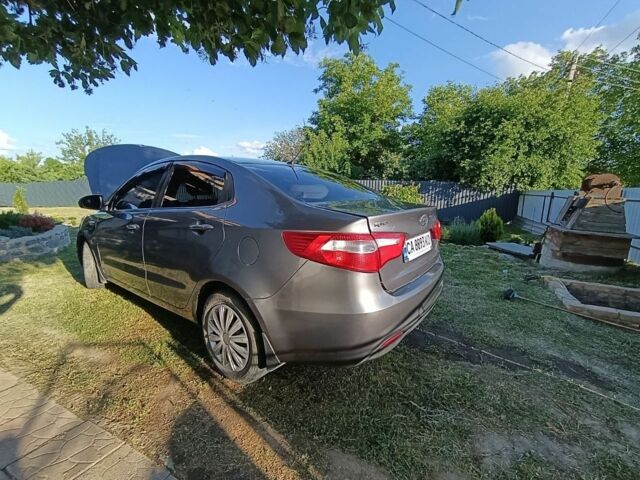 Сірий Кіа Ріо, об'ємом двигуна 0 л та пробігом 178 тис. км за 7622 $, фото 2 на Automoto.ua