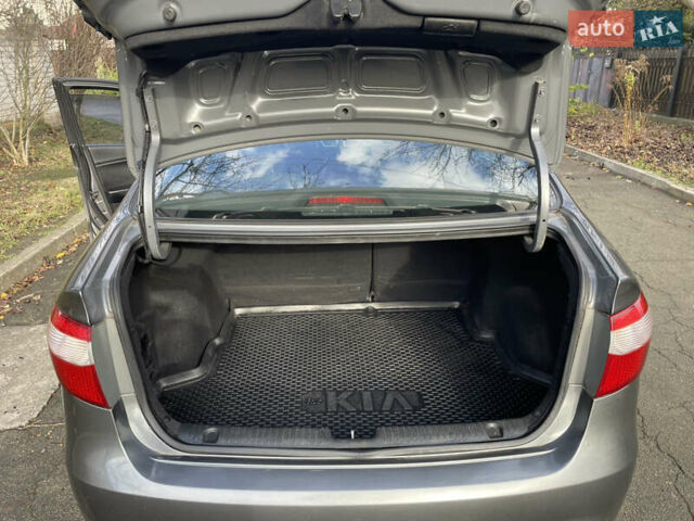 Серый Киа Рио, объемом двигателя 1.4 л и пробегом 167 тыс. км за 5999 $, фото 12 на Automoto.ua