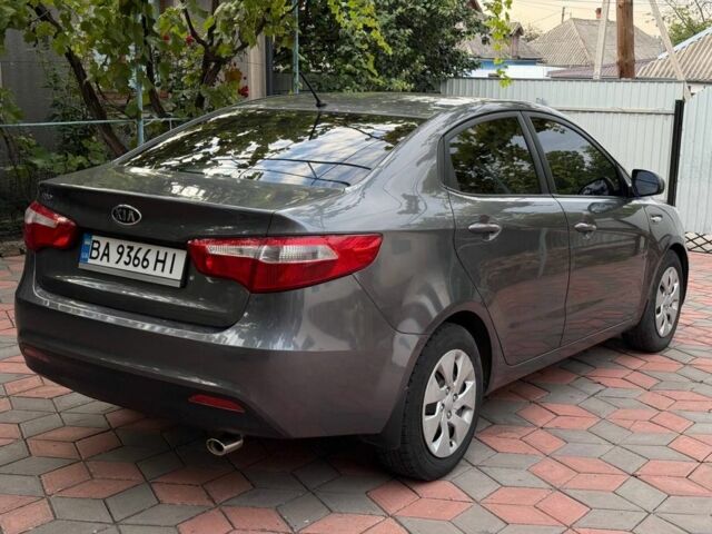 Сірий Кіа Ріо, об'ємом двигуна 1.4 л та пробігом 170 тис. км за 5800 $, фото 5 на Automoto.ua