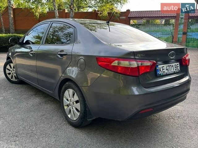 Серый Киа Рио, объемом двигателя 1.59 л и пробегом 191 тыс. км за 7650 $, фото 4 на Automoto.ua