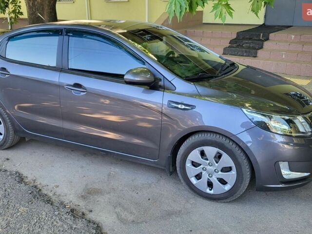Серый Киа Рио, объемом двигателя 1.59 л и пробегом 109 тыс. км за 9300 $, фото 5 на Automoto.ua