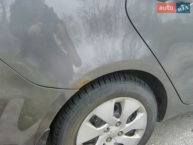 Сірий Кіа Ріо, об'ємом двигуна 1.6 л та пробігом 160 тис. км за 6800 $, фото 10 на Automoto.ua