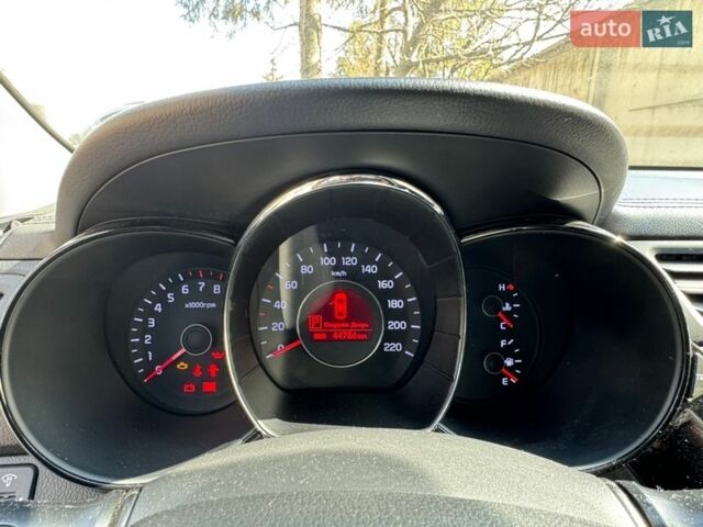 Серый Киа Рио, объемом двигателя 1.6 л и пробегом 44 тыс. км за 9500 $, фото 7 на Automoto.ua