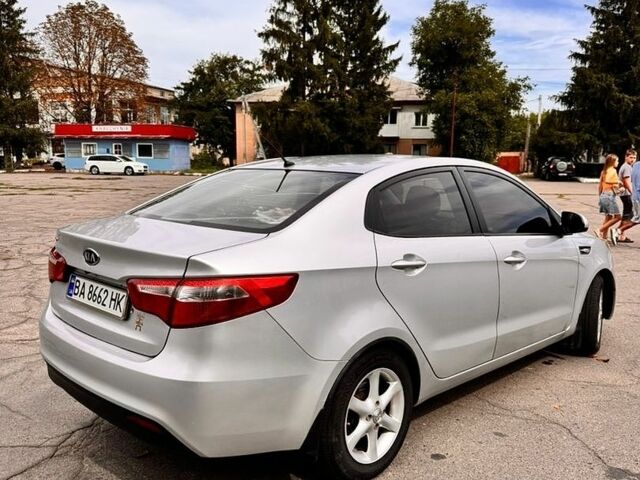Серый Киа Рио, объемом двигателя 1.4 л и пробегом 247 тыс. км за 6900 $, фото 9 на Automoto.ua