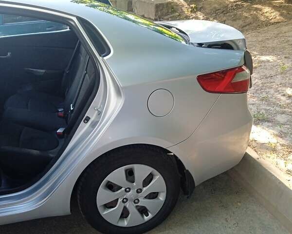 Киа Рио 2012 в Харькове на Automoto.ua Серый Киа Рио, объемом двигателя 1.4 л и пробегом 185 тыс. км за 5300 $, фото 14 на Automoto.ua