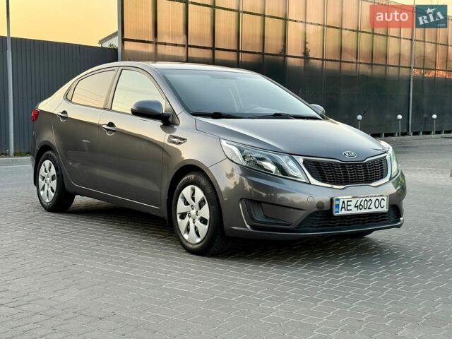 Серый Киа Рио, объемом двигателя 1.4 л и пробегом 147 тыс. км за 8550 $, фото 23 на Automoto.ua