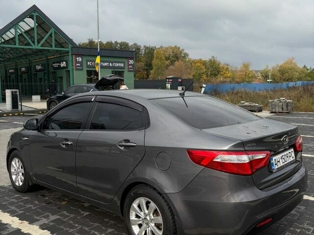 Сірий Кіа Ріо, об'ємом двигуна 1.4 л та пробігом 110 тис. км за 6999 $, фото 3 на Automoto.ua
