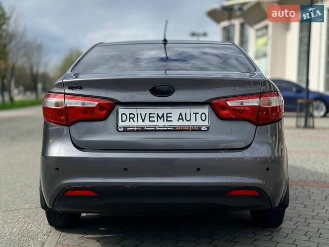 Серый Киа Рио, объемом двигателя 1.59 л и пробегом 206 тыс. км за 7499 $, фото 4 на Automoto.ua