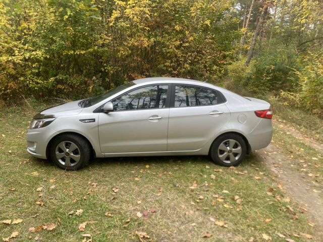 Серый Киа Рио, объемом двигателя 1.4 л и пробегом 224 тыс. км за 5301 $, фото 3 на Automoto.ua